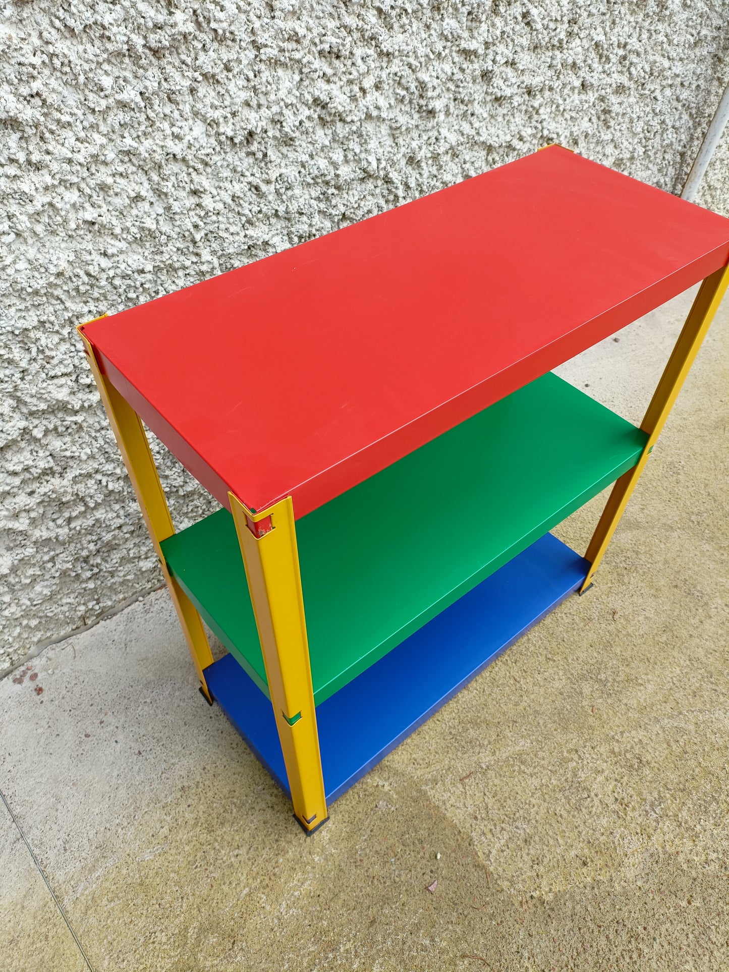 Etagère métallique couleurs primaires années 80